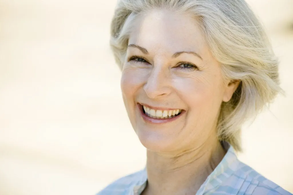 Single tooth dental implants in downtown Chicago, IL