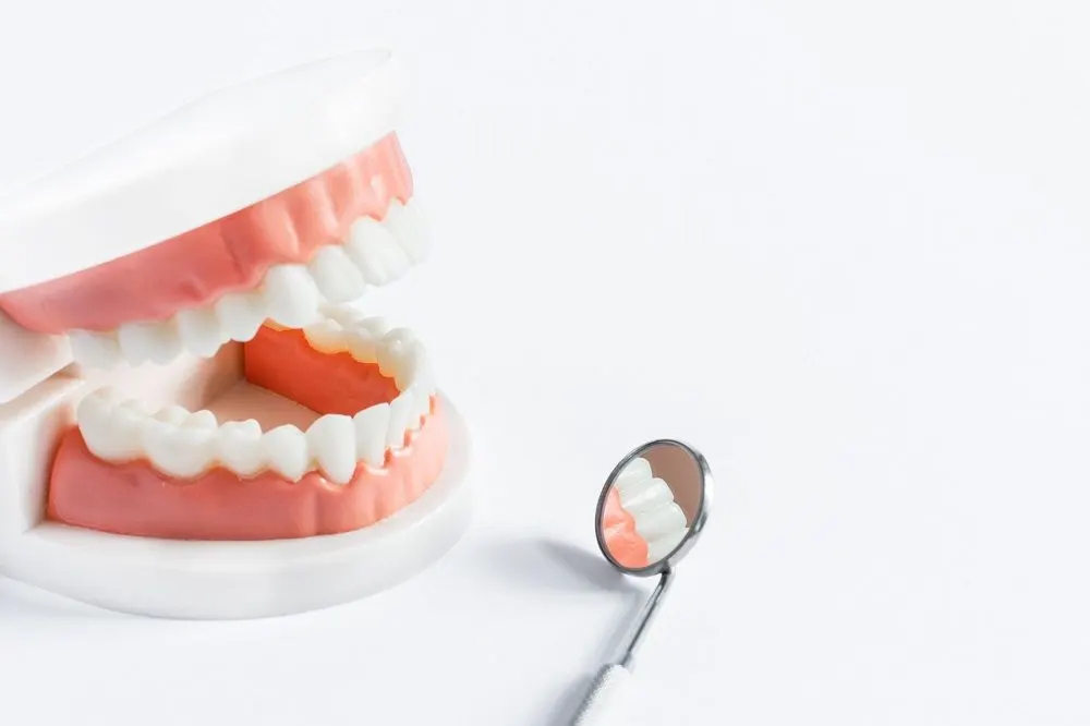 Why Dentures Need Moisture