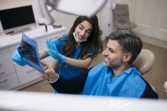 dentist in west town, illinois