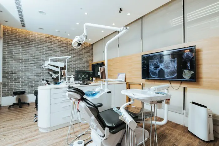 good dentist in the loop